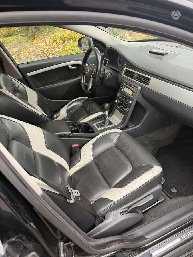 Volvo V70, 2.4 l., Универсал