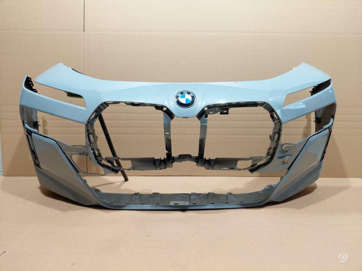 BMW 7 serija G70