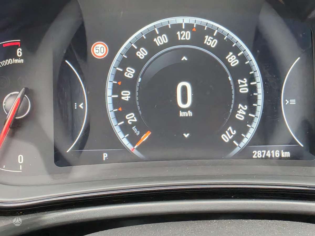 Opel Insignia 2015 — photo 7