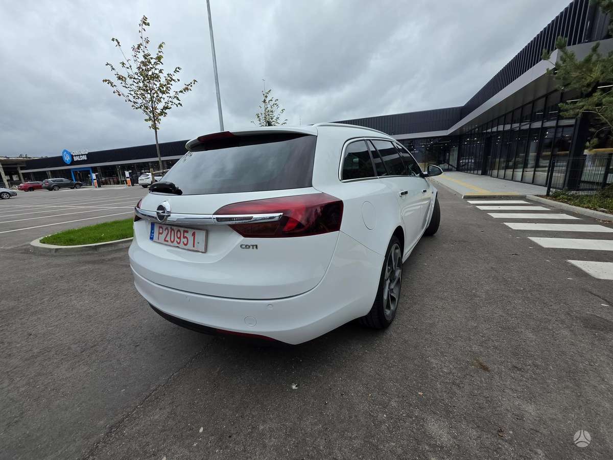 Opel Insignia 2015 — photo 24