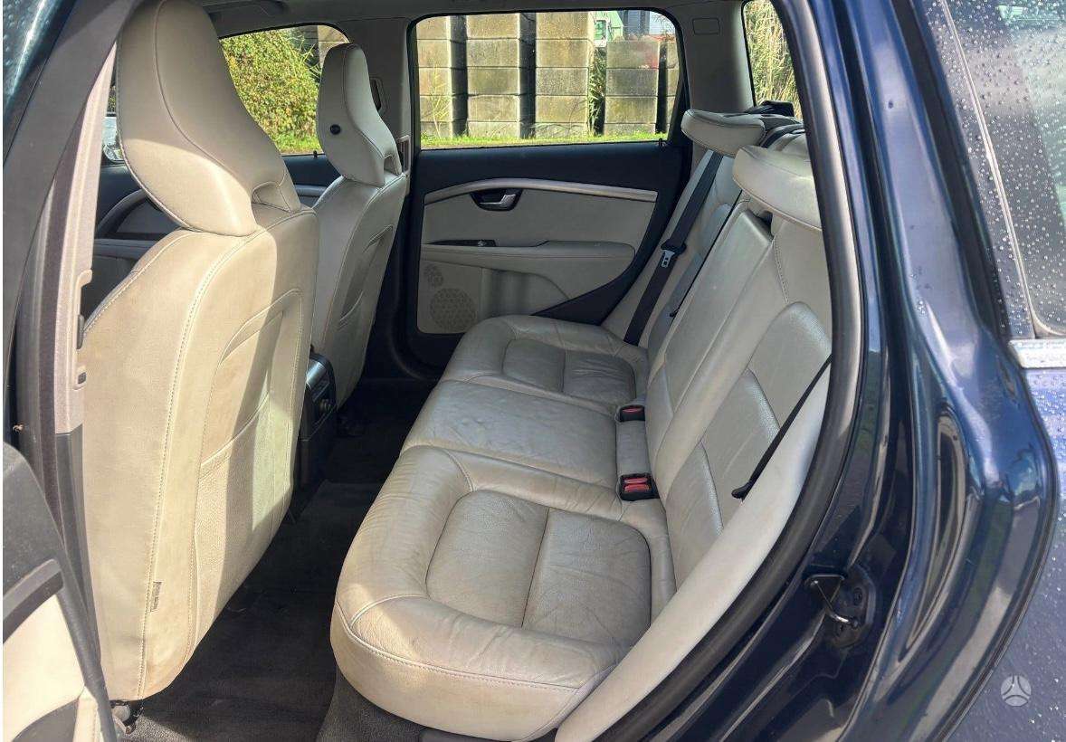 Volvo V70, 2.0 l., Универсал