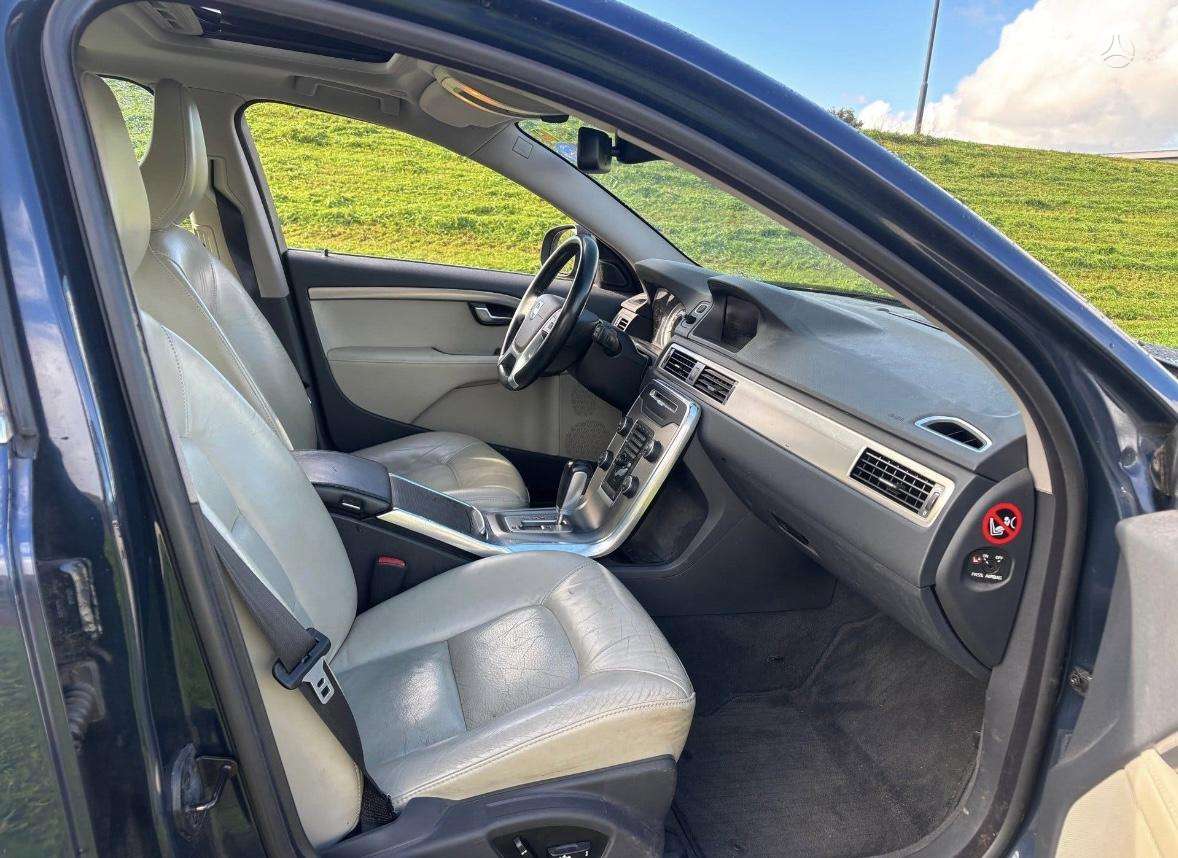 Volvo V70, 2.0 l., Универсал