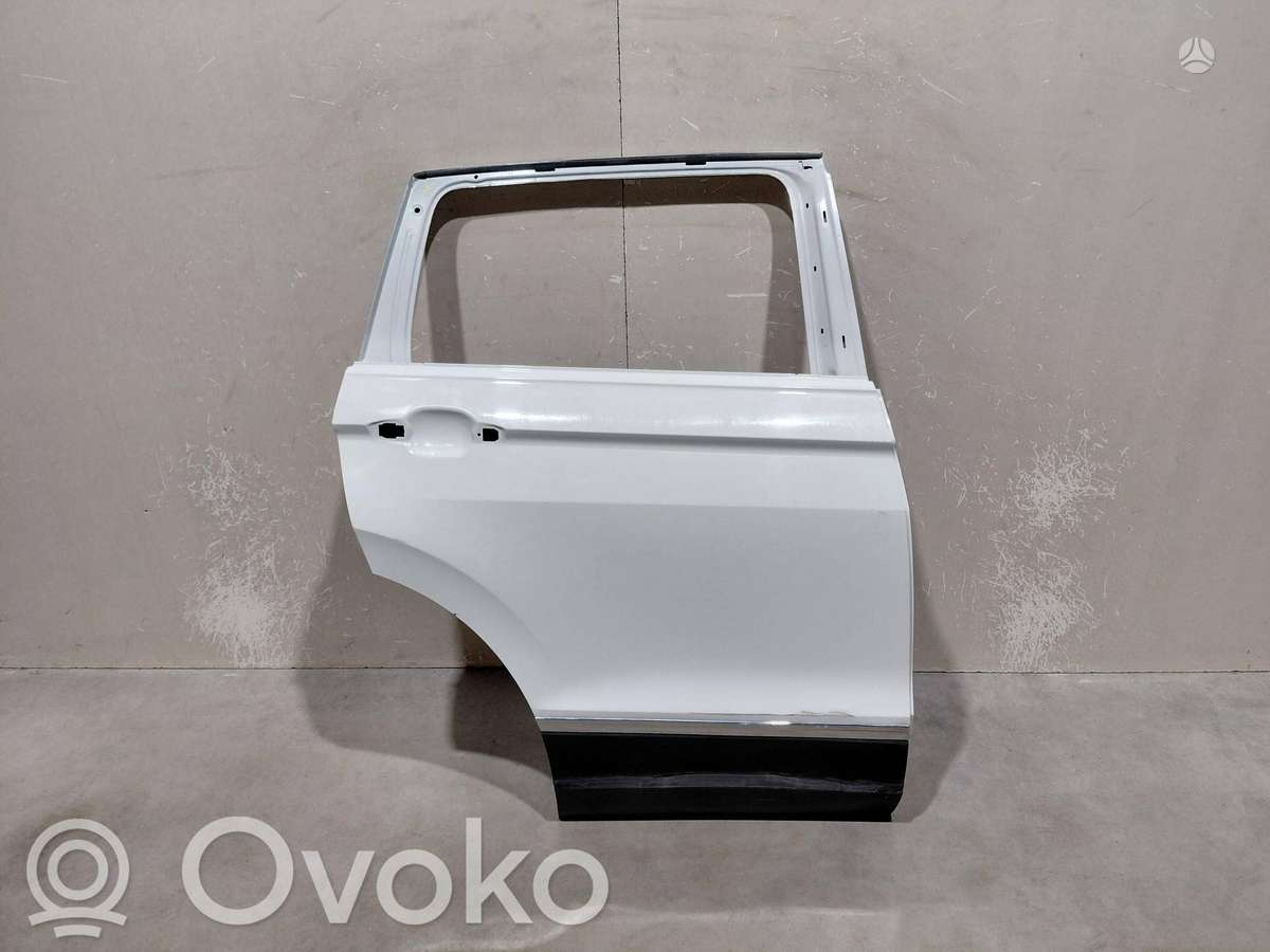 Volkswagen Tiguan durys