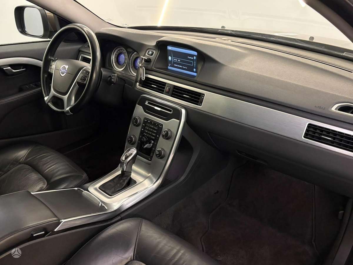Volvo XC70, 2.4 l., Универсал