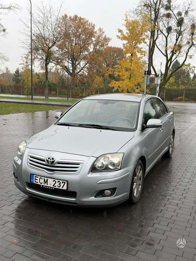 Toyota Avensis
