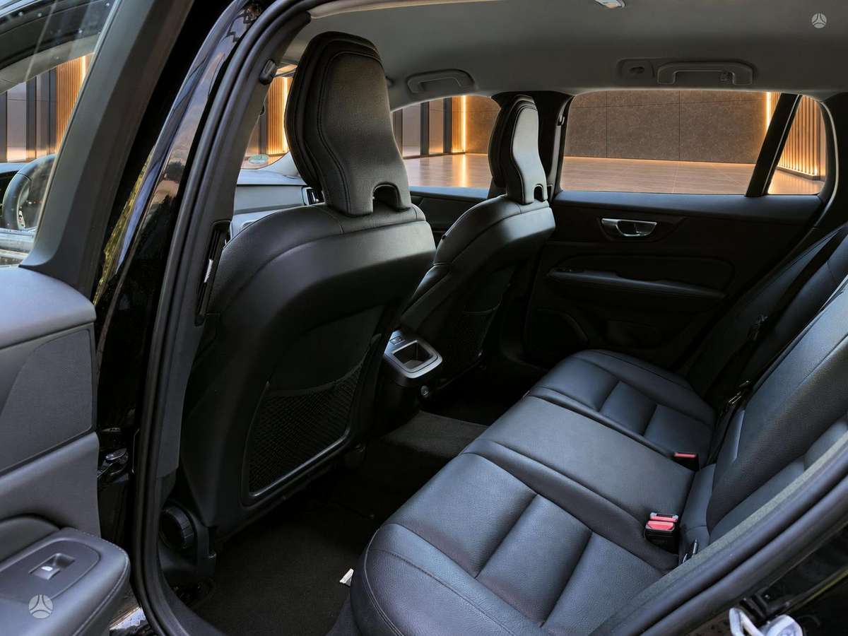 Volvo V60, 2.0 l., Универсал