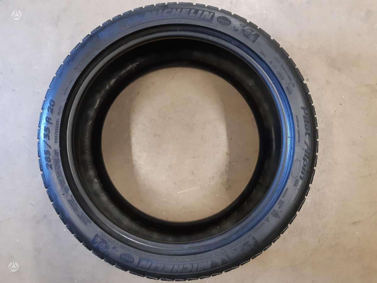 Michelin 285.35 255.40 95%, всесезонные 285/35 R20