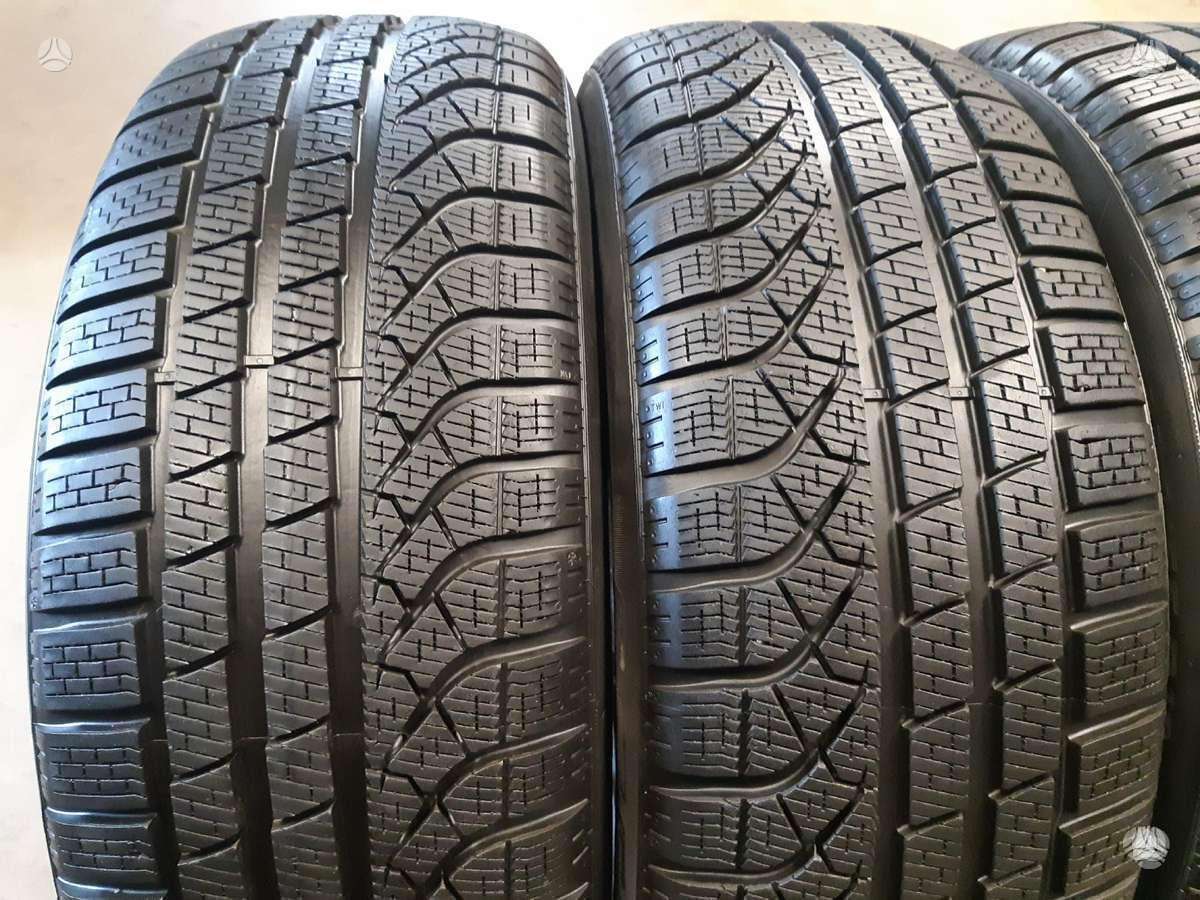 Pirelli 2025m PZero Winter 95%, всесезонные 245/45 R19