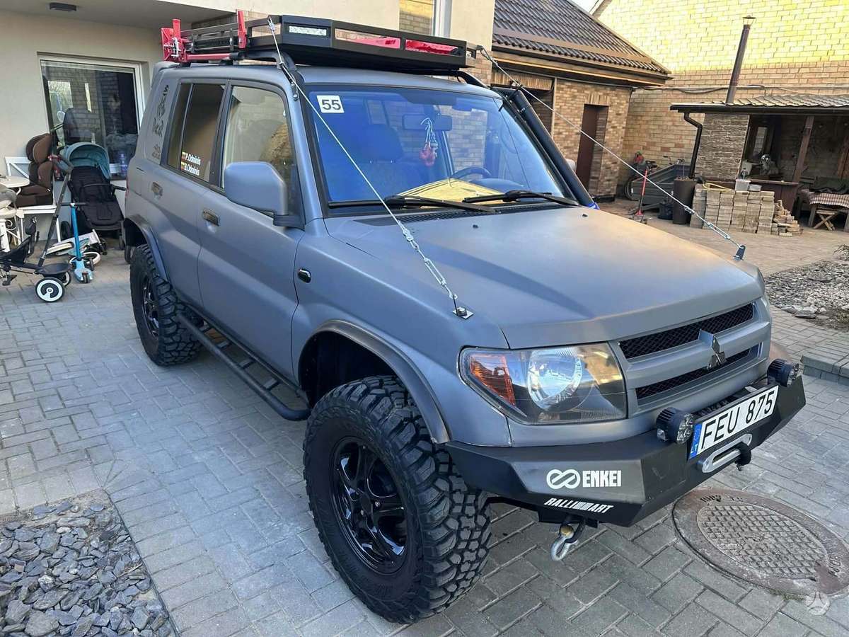 Mitsubishi Pinin
