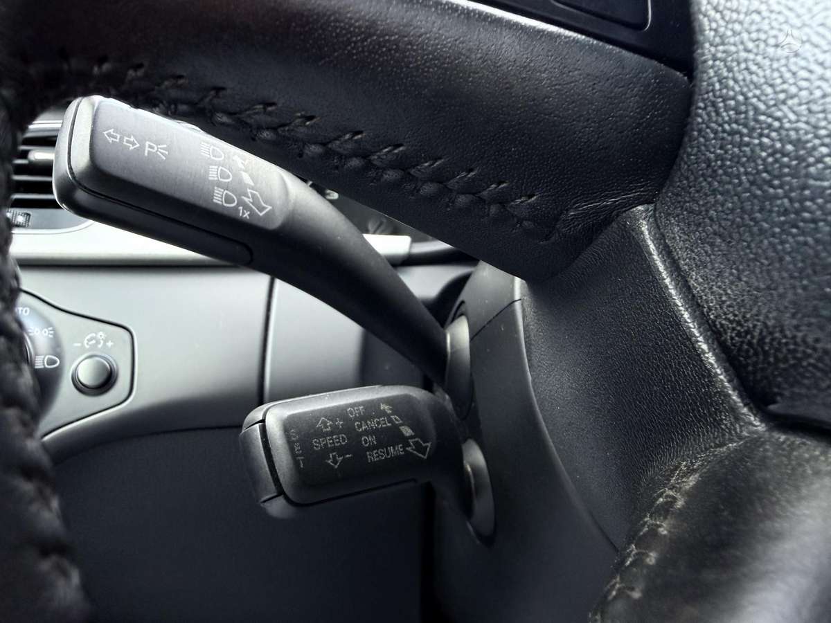 Audi A4, 2.0 l., Седан