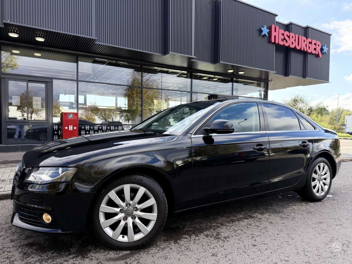 Audi A4, 2.0 l., Седан