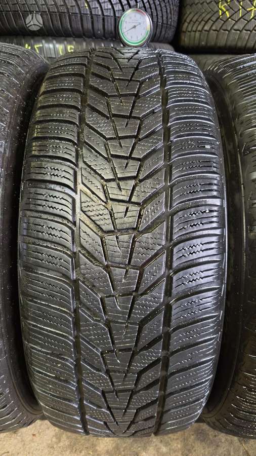 Hankook Winter Icept evo3, зимние 235/55 R17
