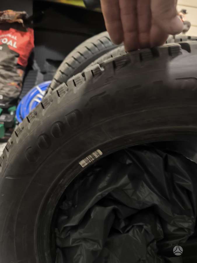 Continental, winter 225/60 R17