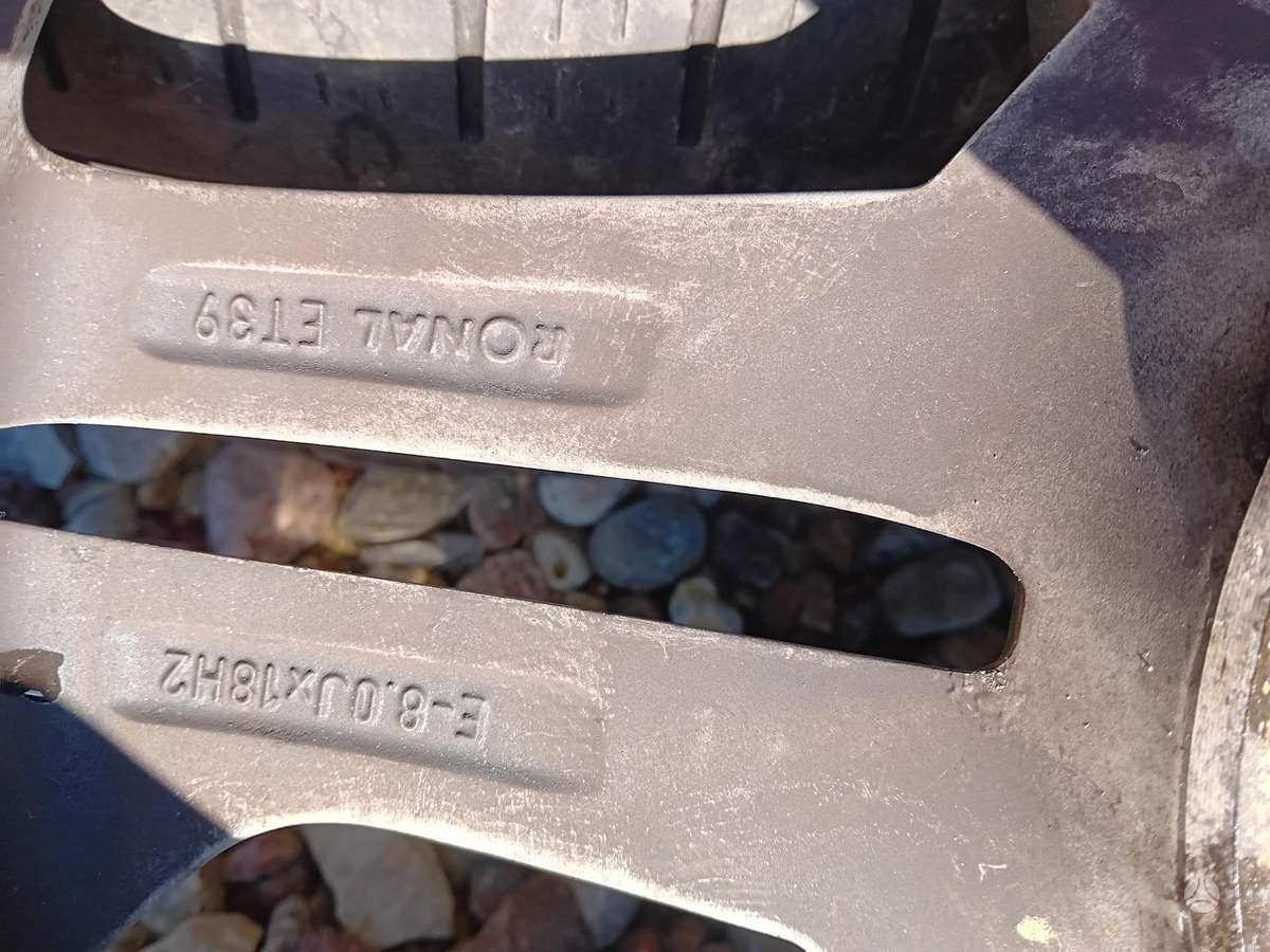 Audi, lengvojo lydinio, R18