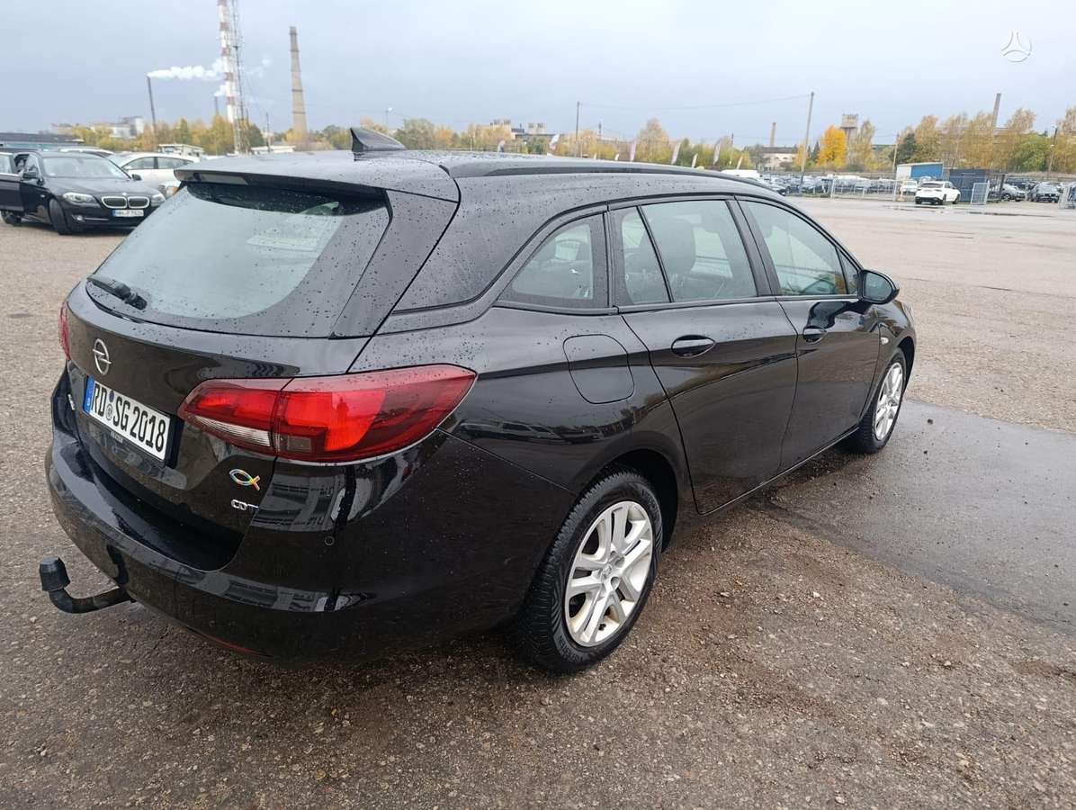 Opel Astra, Универсал