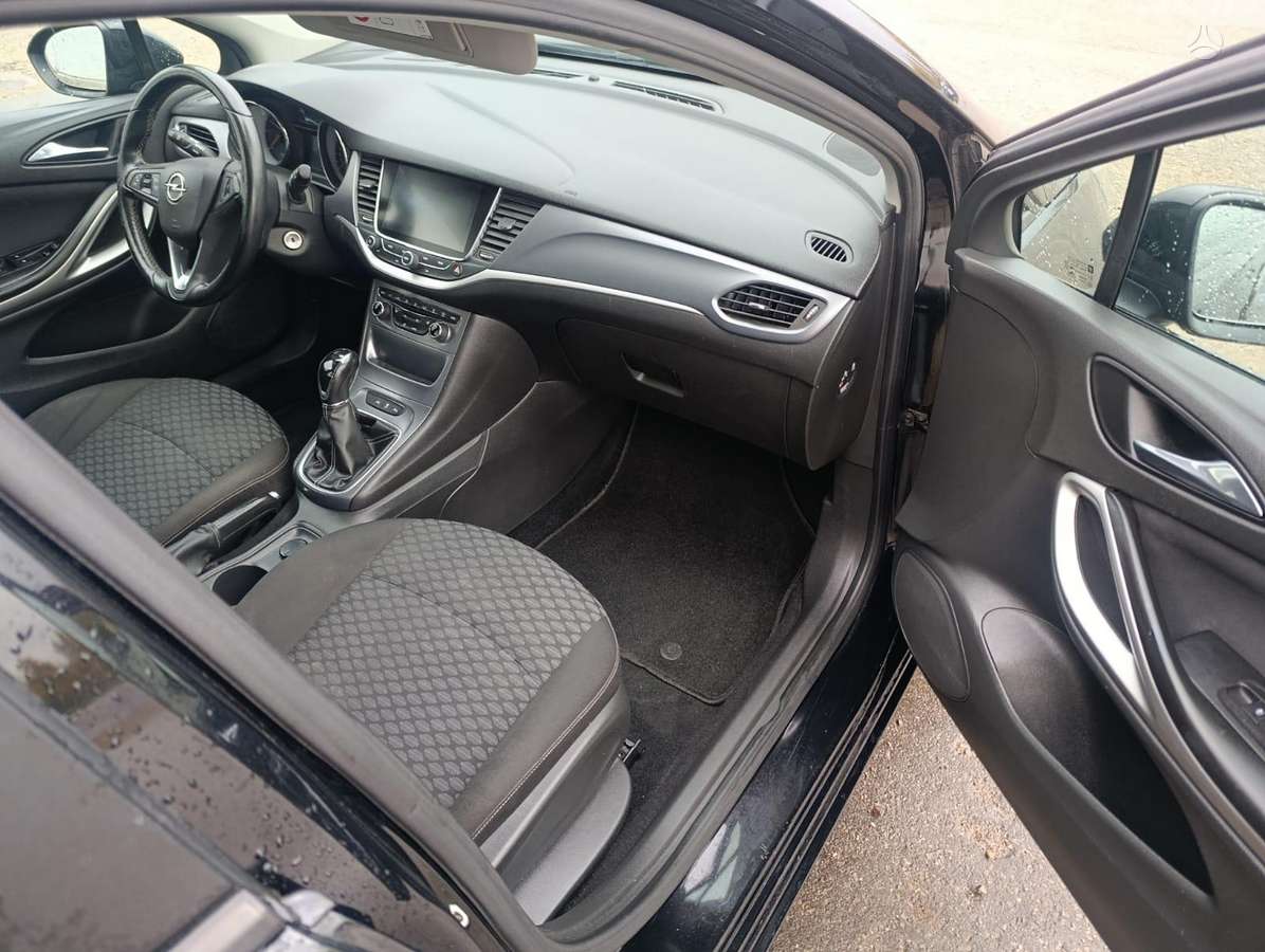 Opel Astra, Универсал