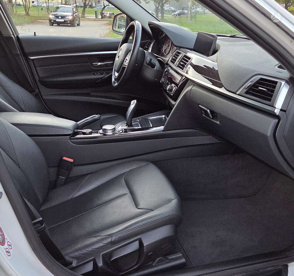 BMW 320, 2.0 l., Универсал