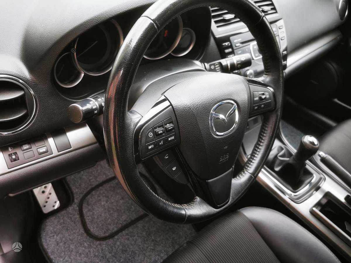 Mazda 6 2011 — photo 22