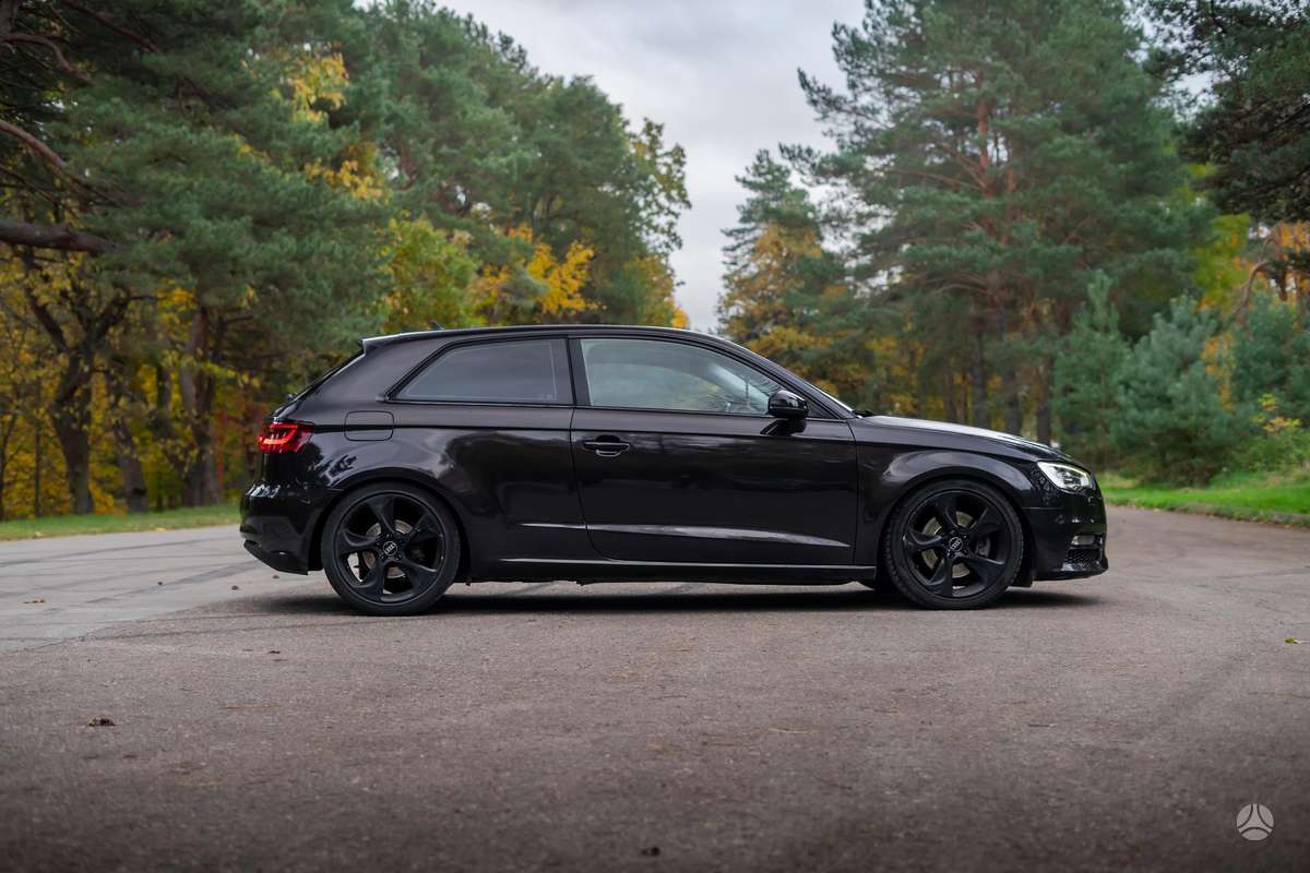 Audi A3, 1.8 l., hatchback