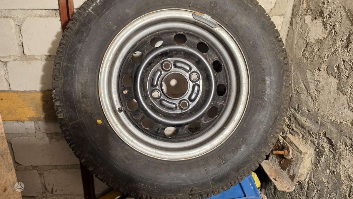 Volkswagen Ford ratlankis, стальные штампованные диски, R13