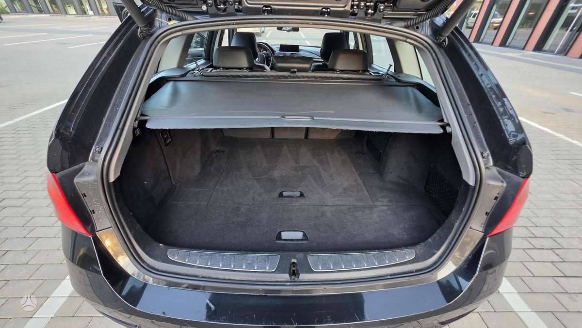 BMW 320, 2.0 l., wagon