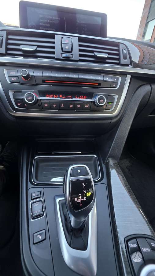 BMW 320, 2.0 l., Универсал