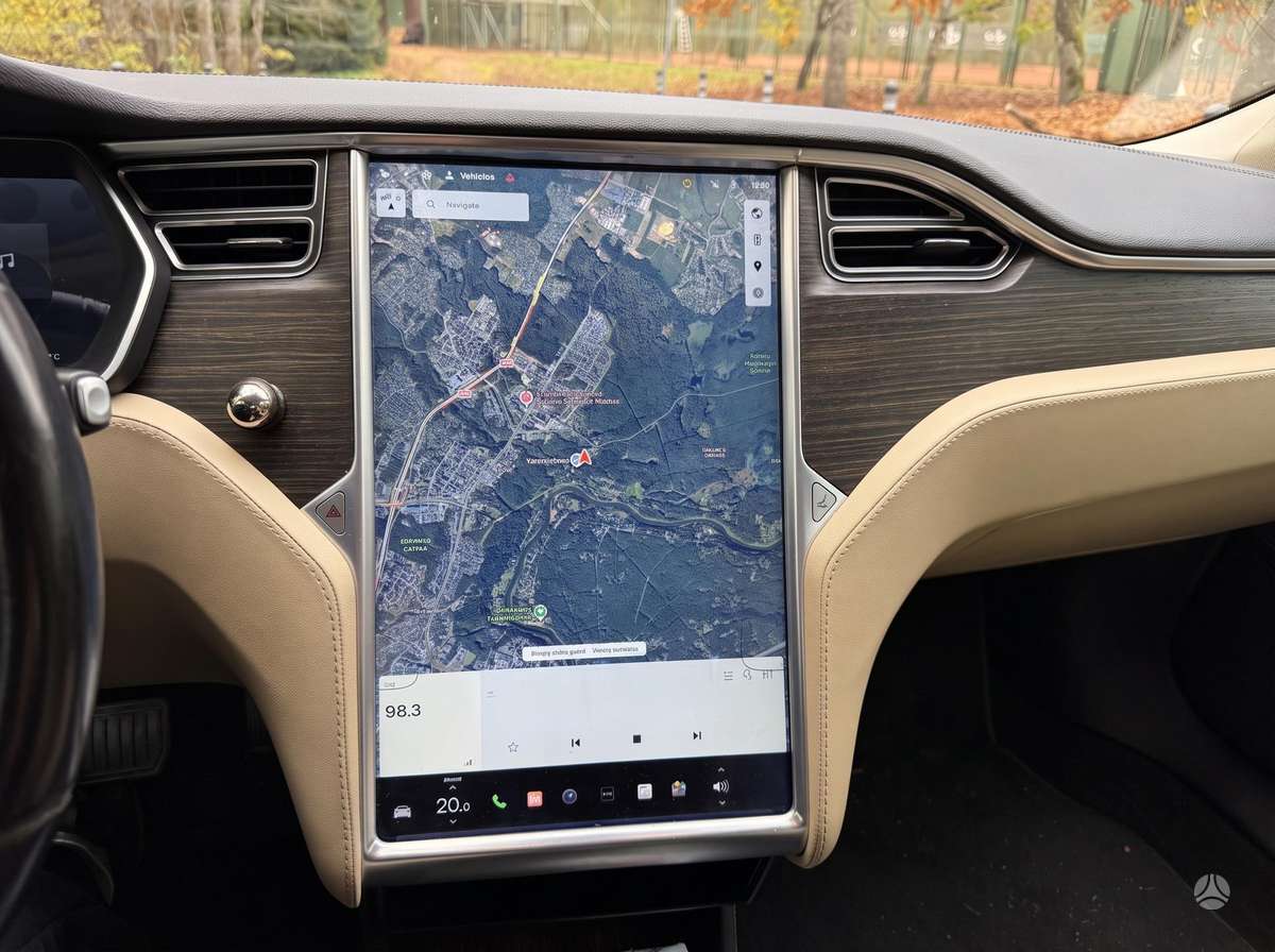 Tesla Model S, 70 кВт·ч, Седан