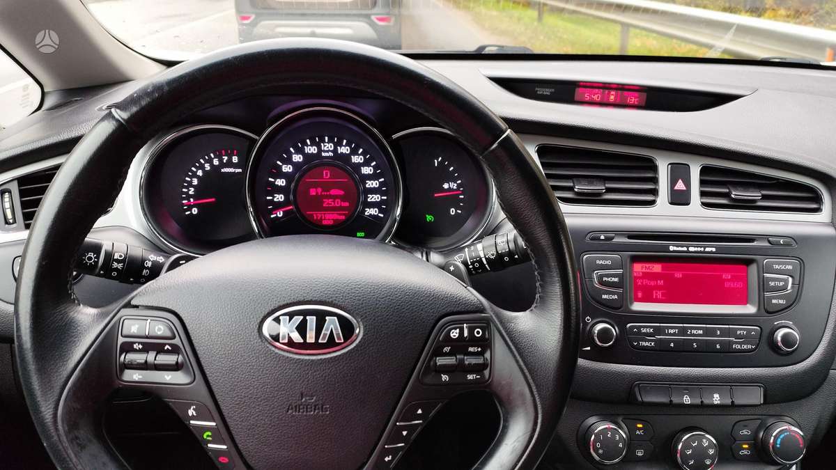 Kia Ceed, 1.6 l., Универсал