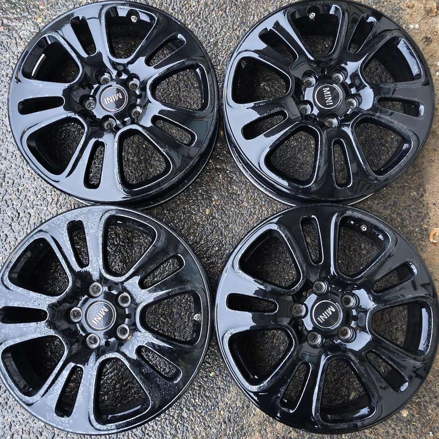 MINI, lengvojo lydinio, R17