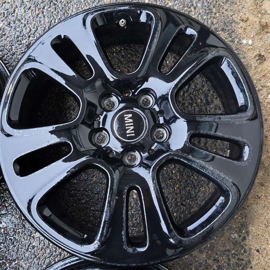 MINI, lengvojo lydinio, R17