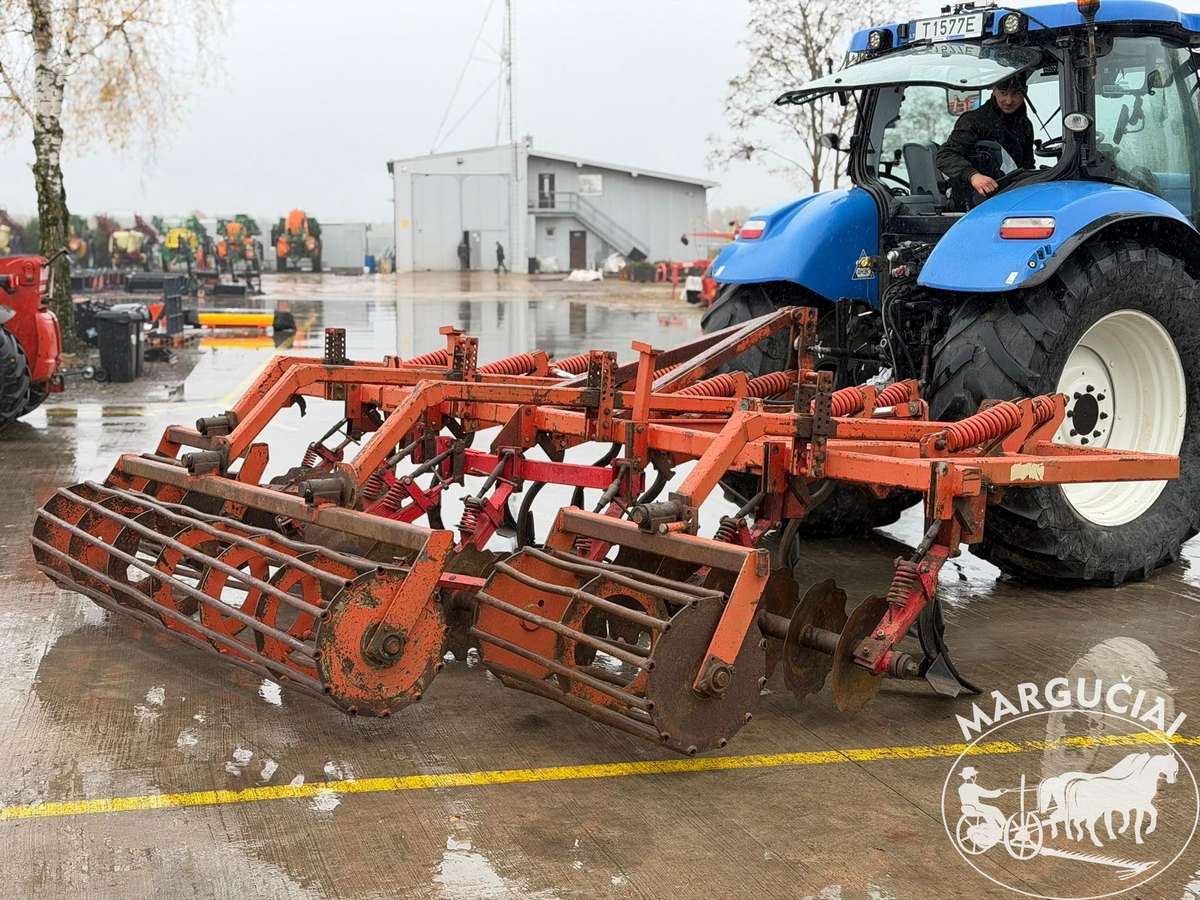 Brix 4,8 m, scrapers, scrubbers
