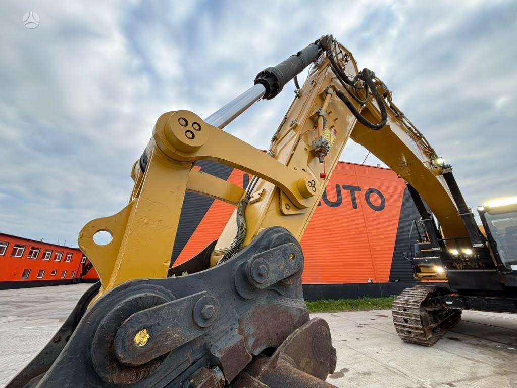 Caterpillar 352, экскаваторы