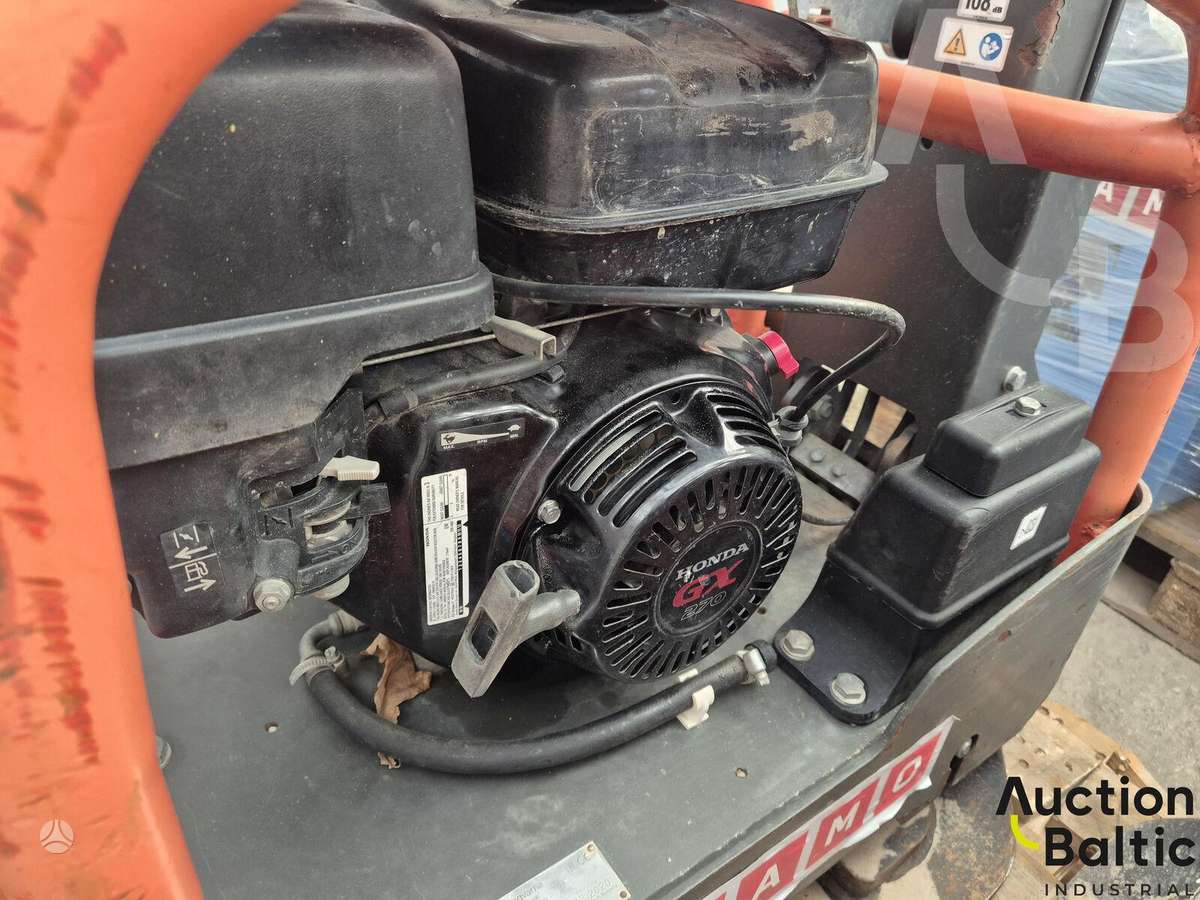 -Kita- LG300, vibrator / compactor