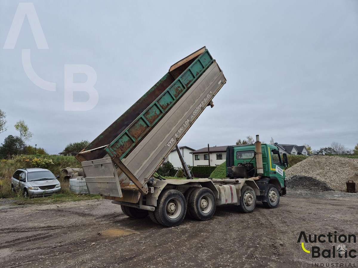 Volvo FM12, самосвалы