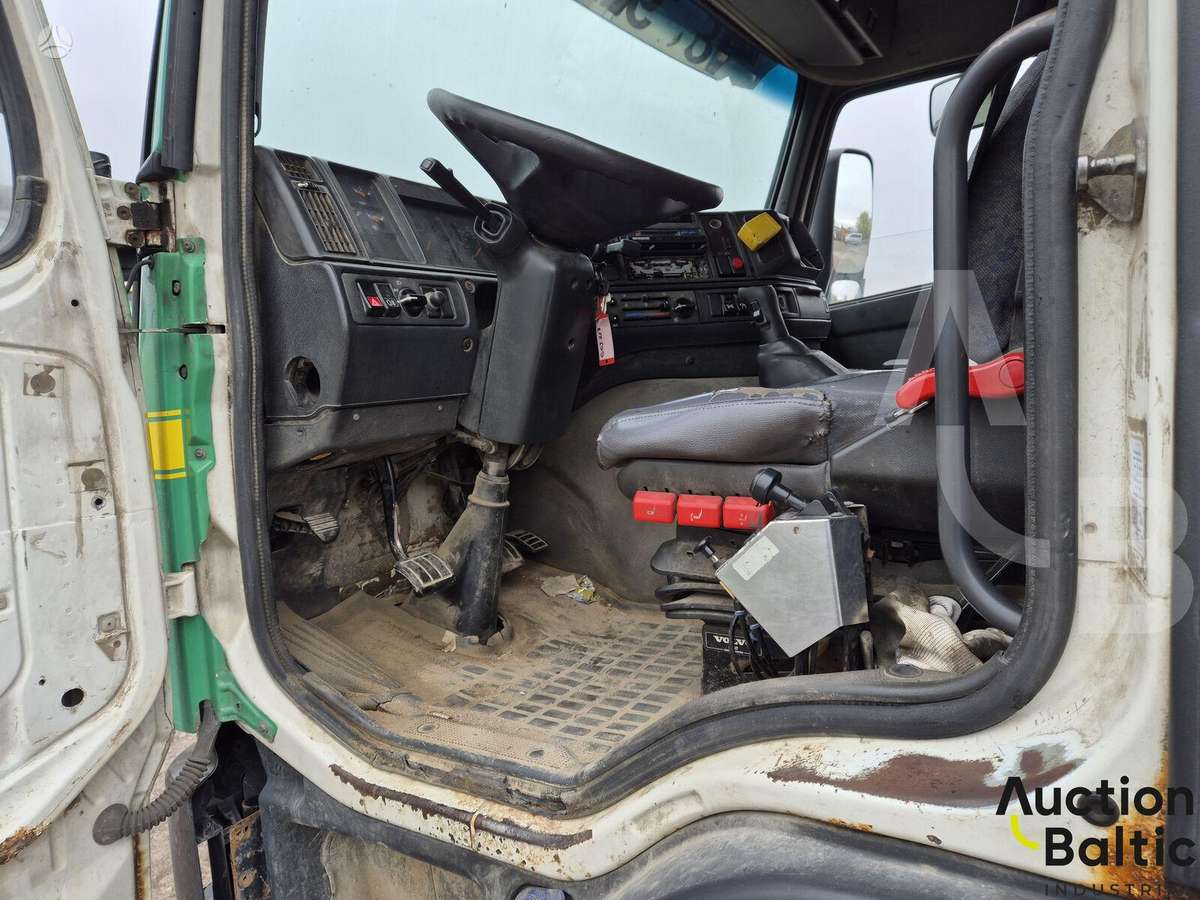 Volvo FM12, dumpers / tippers