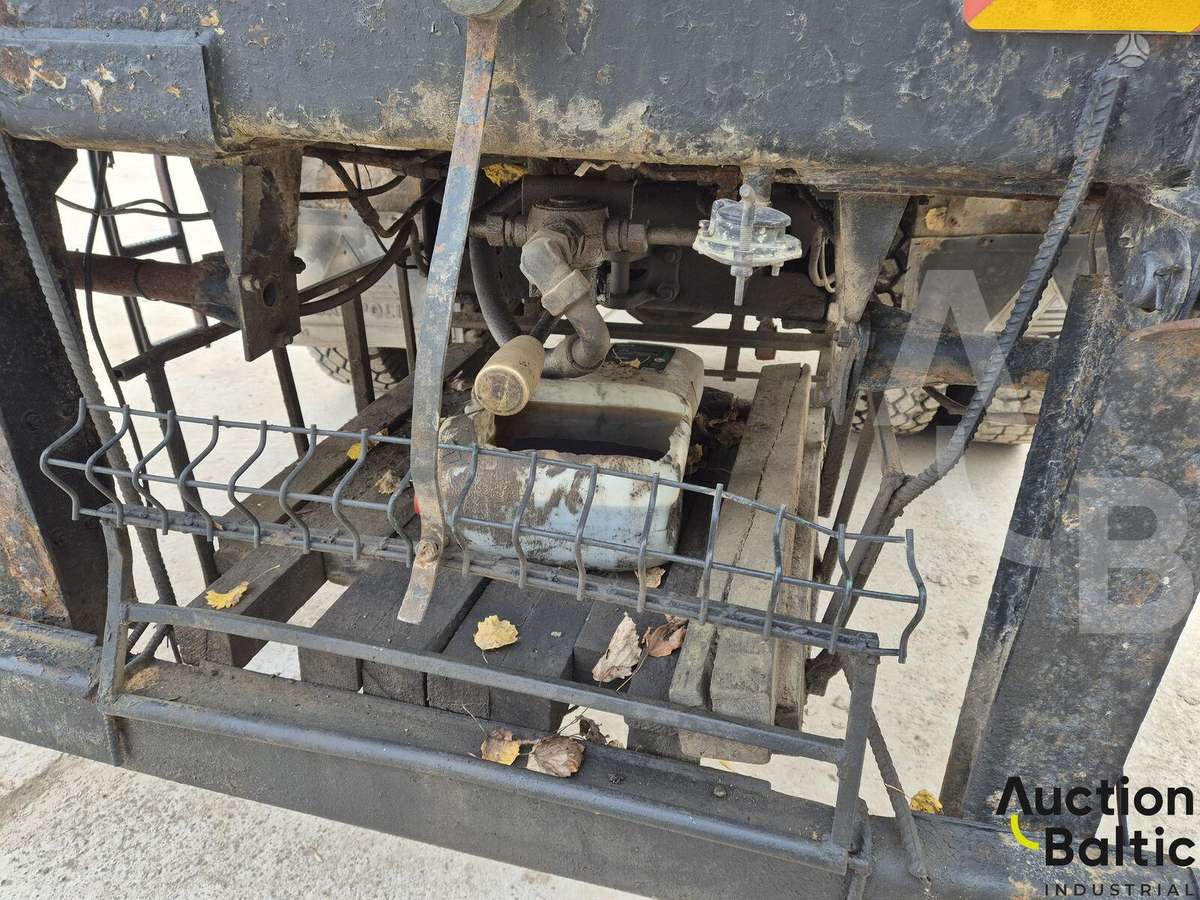 MAZ 5337, краны
