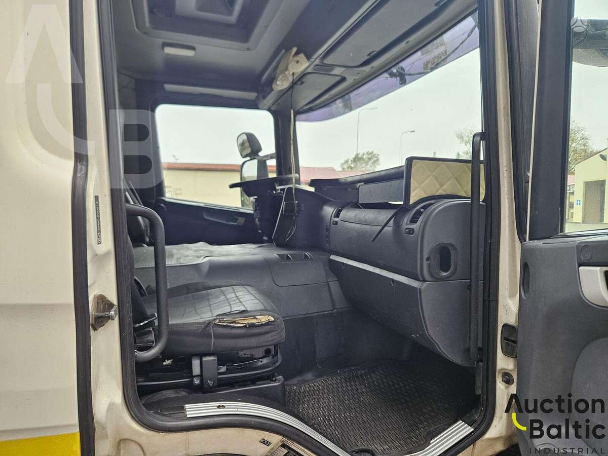 Scania P 400, milk trucks
