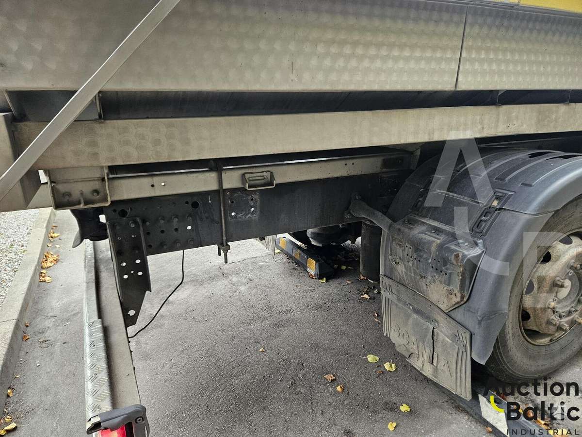 Scania P 400, milk trucks