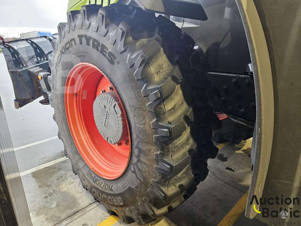 Claas Xerion 5000 Trac, тракторы