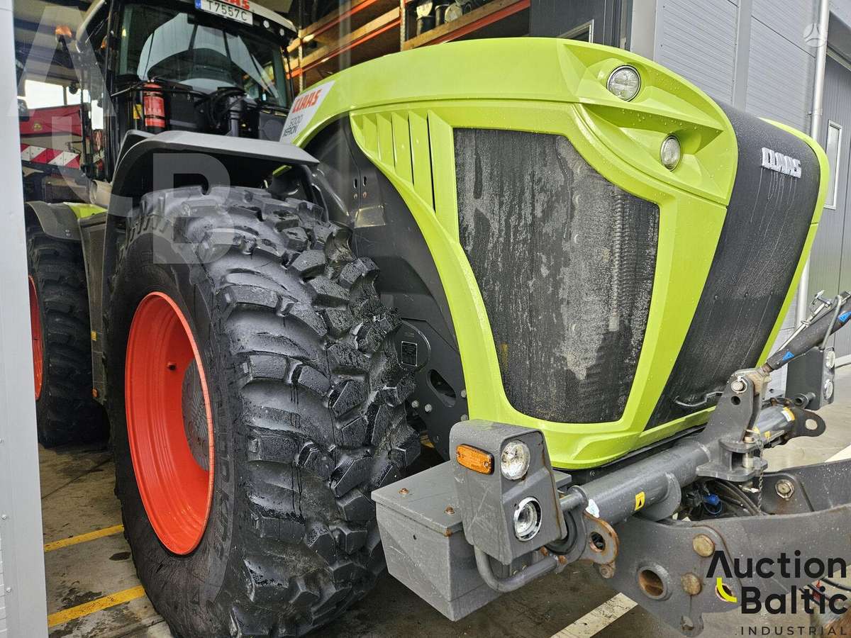 Claas Xerion 5000 Trac, tractors