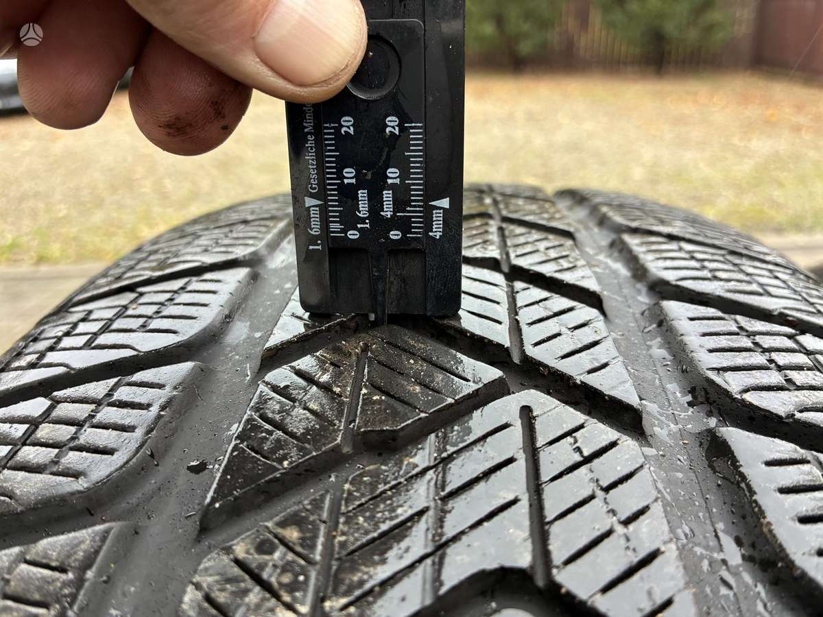 Pirelli, winter 235/65 R18
