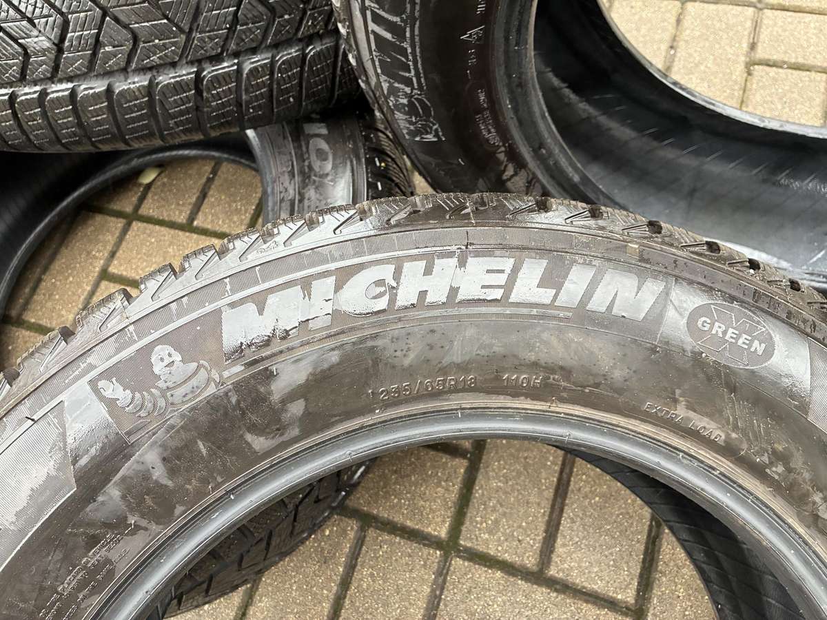 Pirelli, зимние 235/65 R18