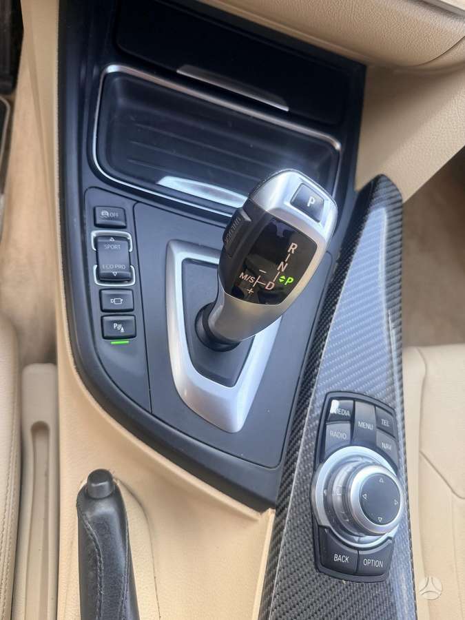 BMW 320, 2.0 l., Седан