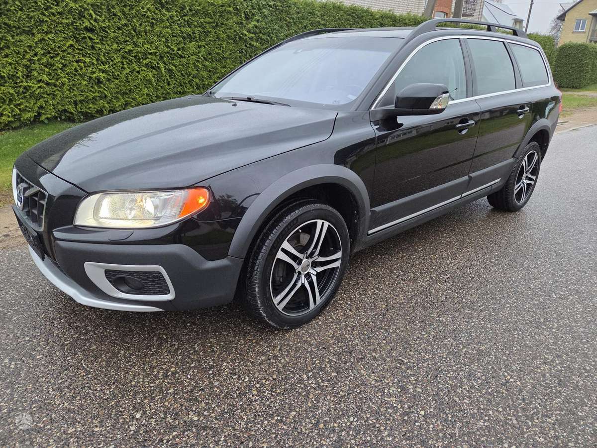 Volvo XC70