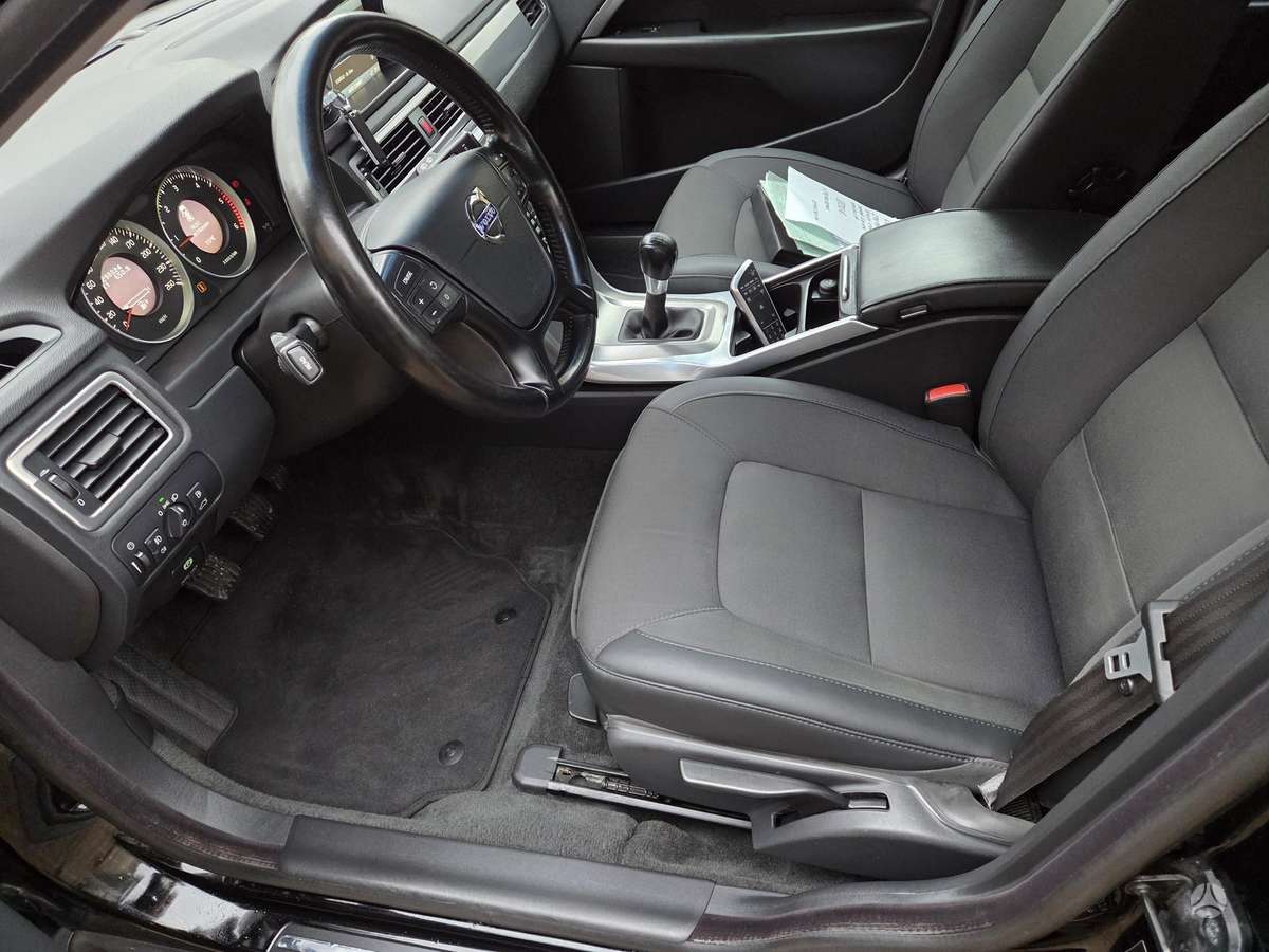 Volvo XC70, 2.4 l., Универсал