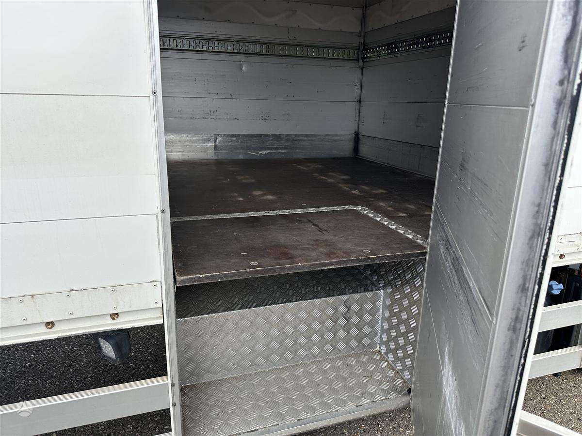 MAN TGL 12.220, box trucks / box vans