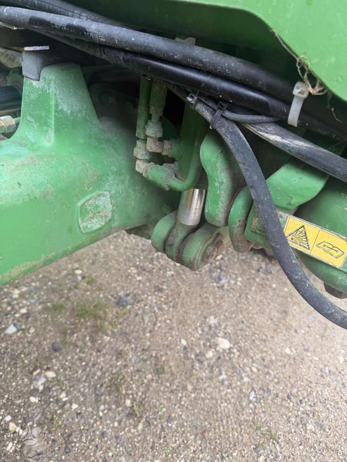 John Deere 7530, traktoriai