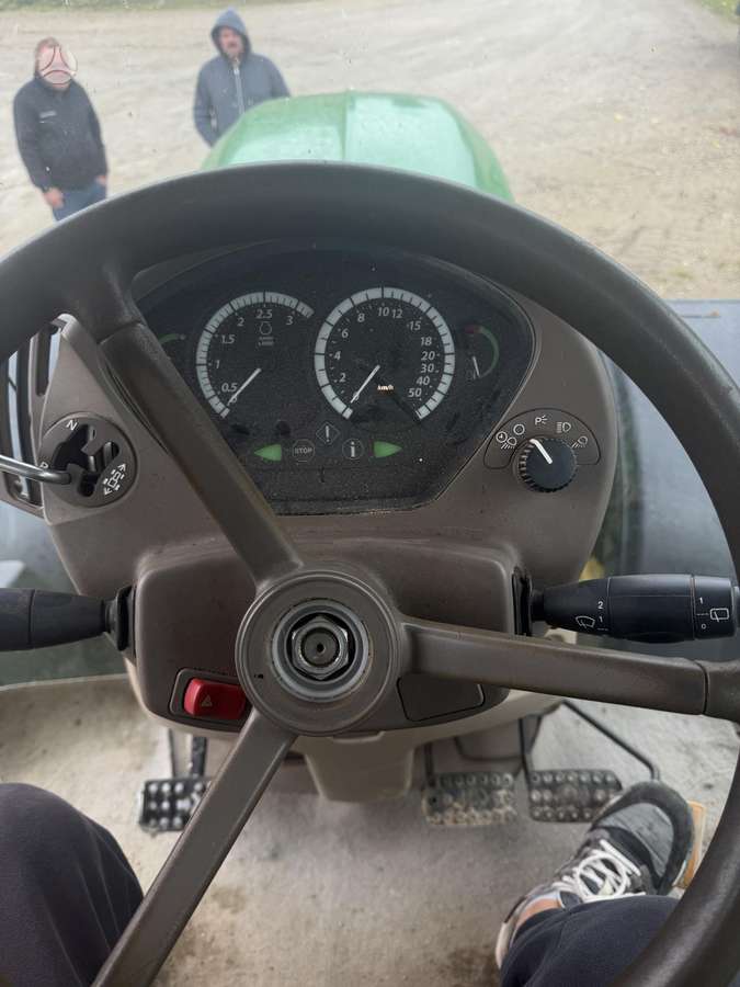 John Deere 7530, traktoriai