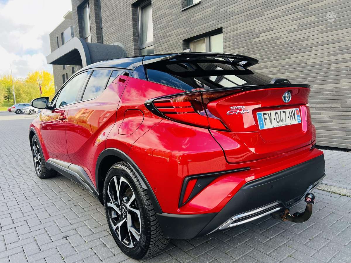 Toyota C-HR