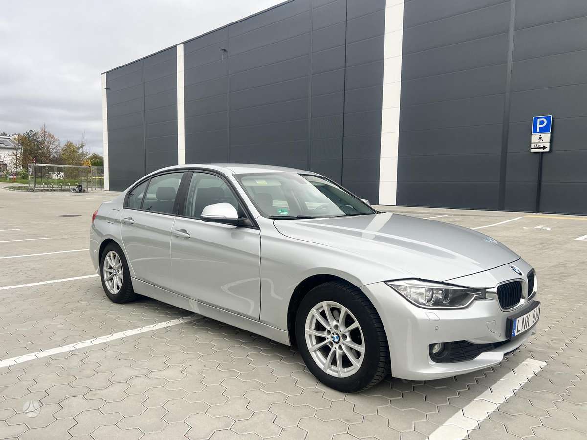 BMW 320